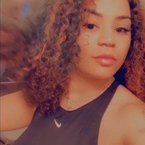 Meet your Posher, Lesha